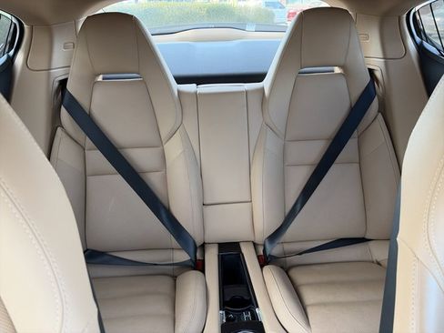 Used 2015 Porsche Panamera S image 27