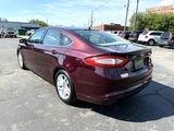 Used 2013 Ford Fusion SE image 5
