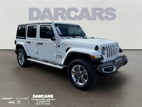 Used 2021 Jeep Wrangler Unlimited Sahara image 1