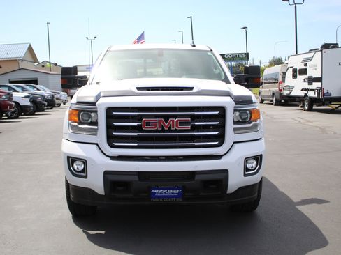 Used 2019 GMC Sierra 3500 SLT image 8