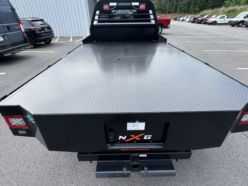 New 2026 RAM 4500 Tradesman w/ Chrome Appearance Group AWD/4WD image 17