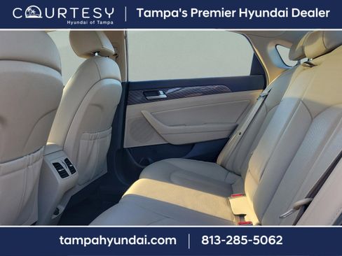 Used 2019 Hyundai Sonata Limited image 10