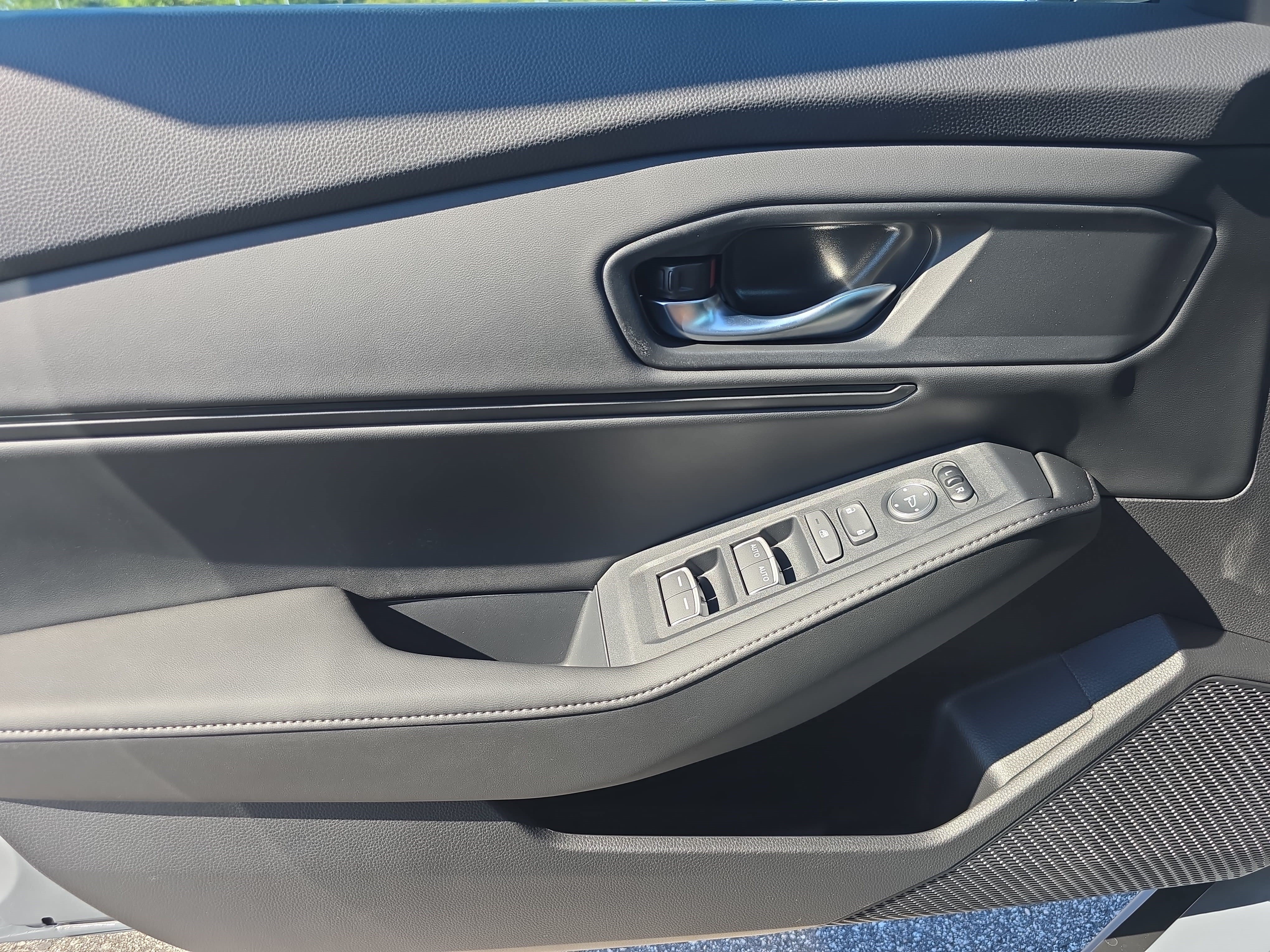 New 2026 Honda Accord Sport image 25