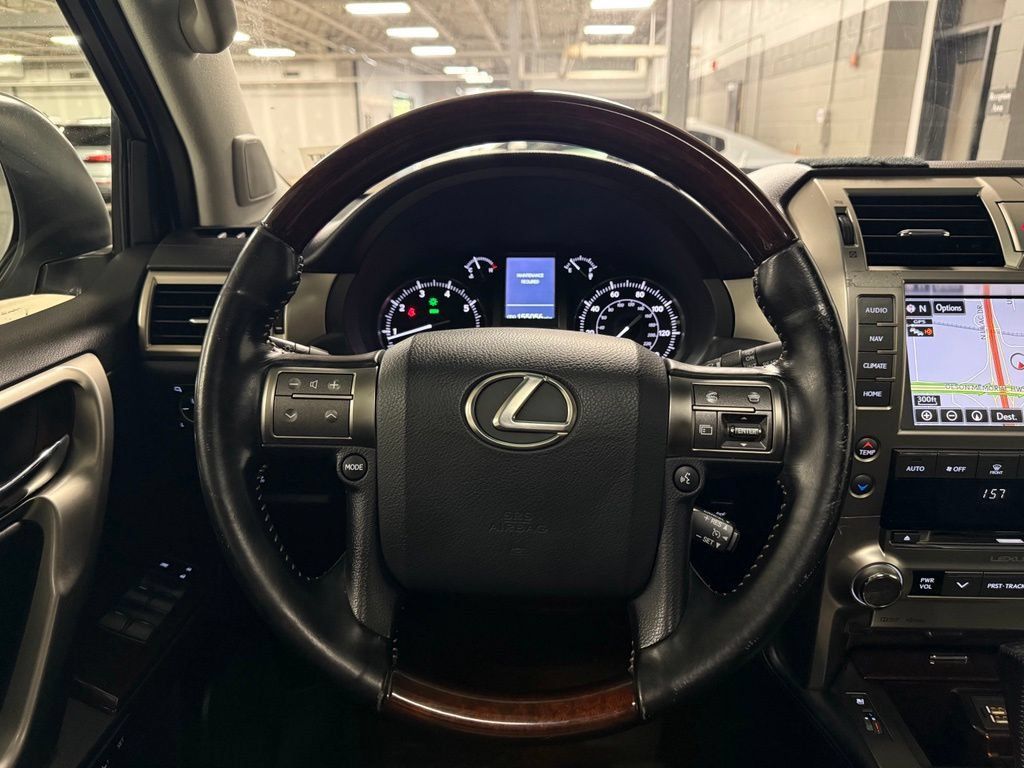 Used 2017 Lexus GX 460 Premium w/ Premium Package AWD/4WD image 12