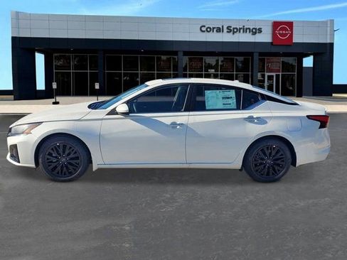 New 2026 Nissan Altima 2.5 SV w/ SV Special Edition Package FWD image 2