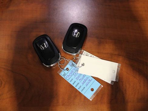 Certified 2023 Honda Accord EX image 32