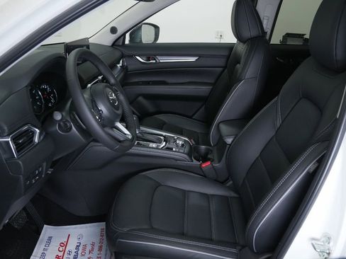 New 2025 MAZDA CX-5 AWD 2.5 S w/ Premium Plus Pkg image 24