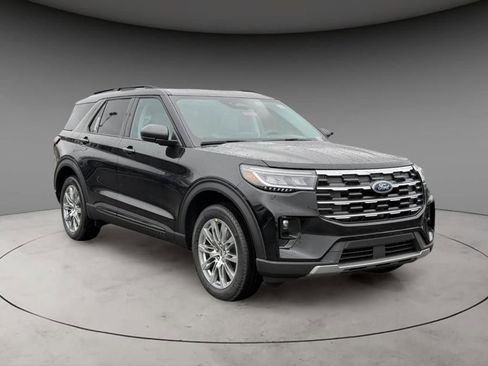 New 2026 Ford Explorer Active w/ Active Comfort Package image 13