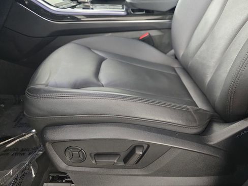 Used 2021 Audi Q7 3.0T Premium w/ Convenience Package image 33