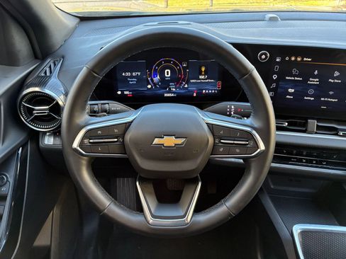 Used 2025 Chevrolet Equinox LT image 29