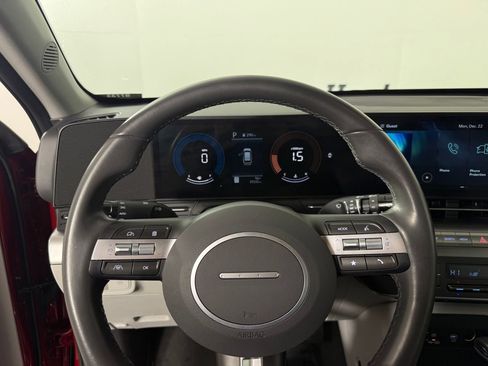 Used 2025 Hyundai Kona SEL image 20