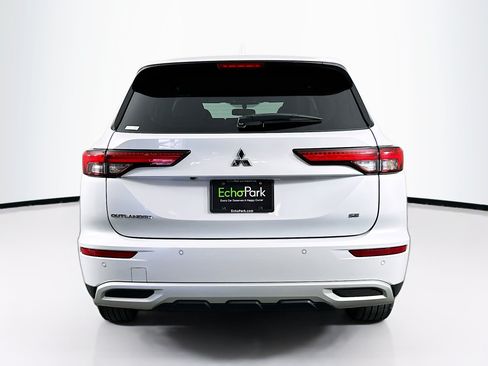 Used 2024 Mitsubishi Outlander SE AWD/4WD image 7