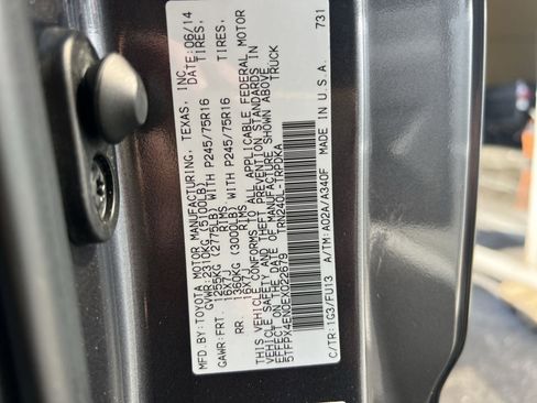 Used 2014 Toyota Tacoma 4x4 Regular Cab image 24
