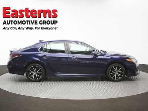 Used 2021 Toyota Camry SE FWD image 44