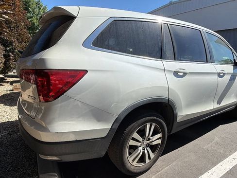 Used 2018 Honda Pilot EX image 2