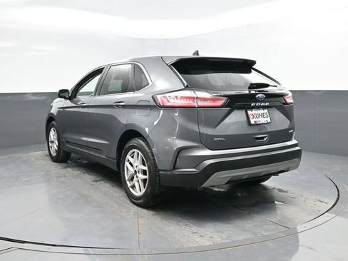 Used 2024 Ford Edge SEL AWD/4WD image 12