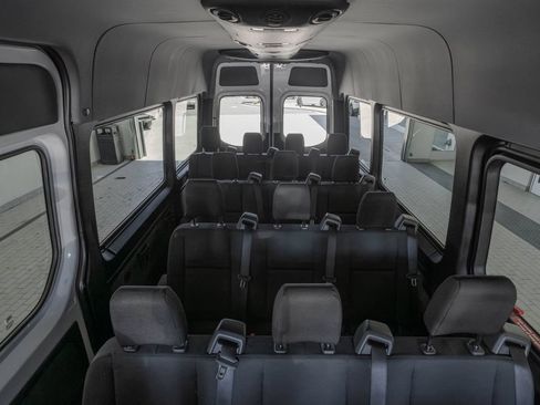 Used 2025 Mercedes-Benz Sprinter 2500 image 26