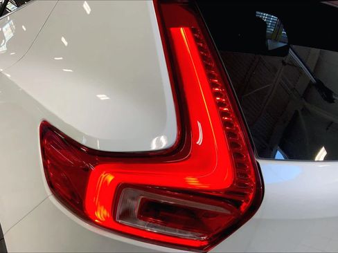 New 2025 Volvo XC40 B5 Ultra w/ Protection Package Premier image 5