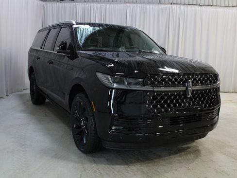 New 2026 Lincoln Navigator L Black Label AWD/4WD image 69