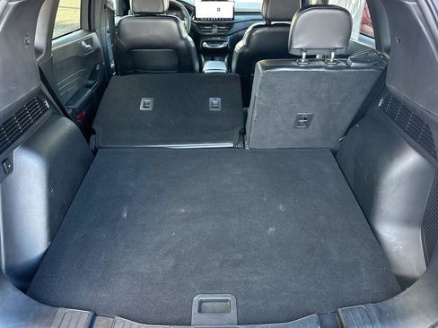 New 2024 Ford Escape ST-Line w/ Equipment Group 301A image 12
