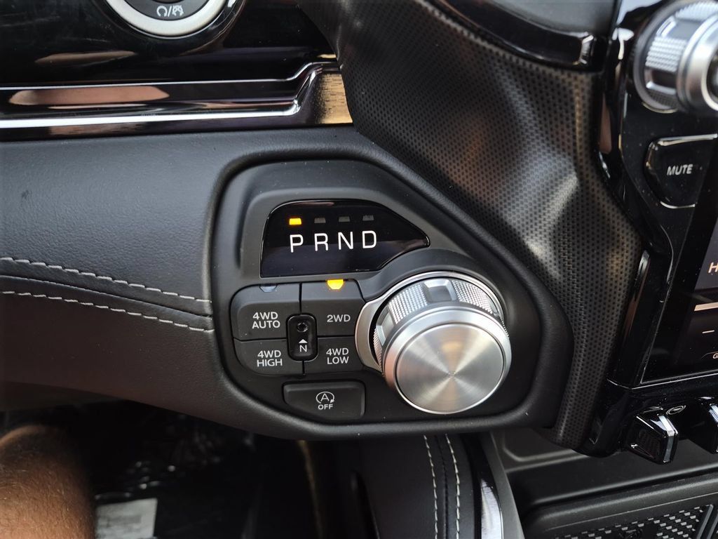 New 2026 RAM 1500 Limited AWD/4WD image 28