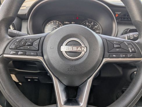 Used 2024 Nissan Kicks SV image 40