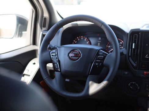 Used 2026 Nissan Frontier PRO-4X w/ Pro Premium Package AWD/4WD image 18