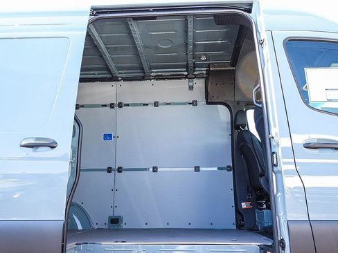 Used 2024 Mercedes-Benz Sprinter 144 Cargo image 20