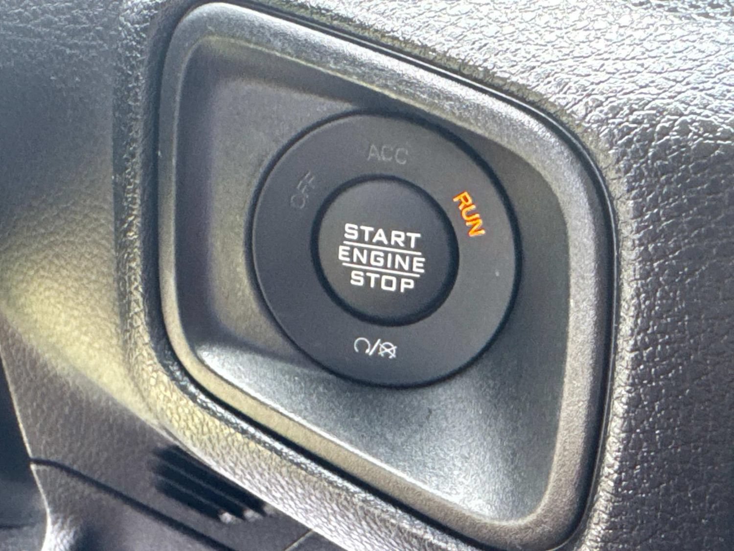 Used 2025 Jeep Wrangler Unlimited Sport AWD/4WD image 33