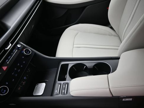 New 2026 Hyundai Sonata SEL AWD/4WD image 18