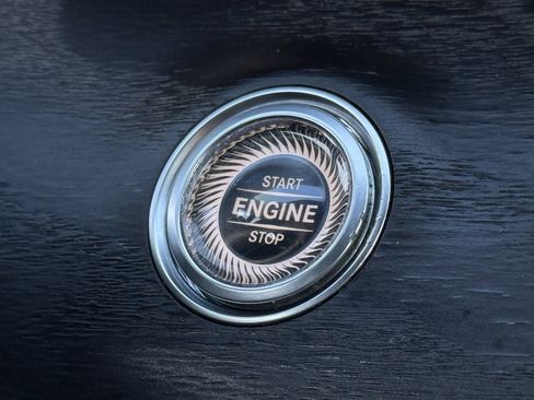 Used 2019 Mercedes-Benz E 450 Cabriolet image 28