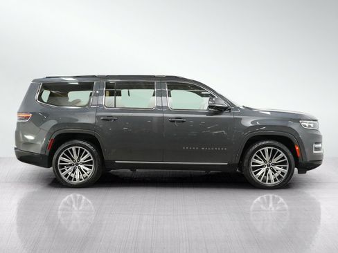 Used 2022 Jeep Grand Wagoneer Series III w/ Rear-Seat Entertainment Group AWD/4WD image 6