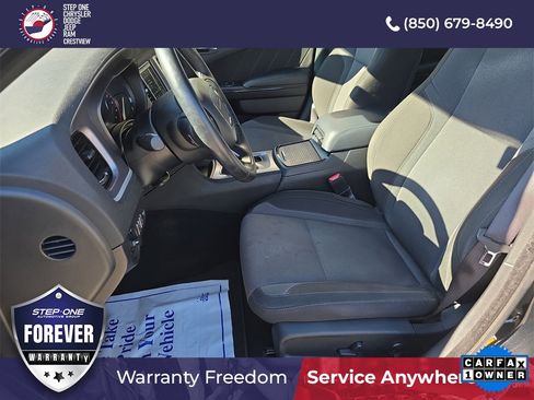 Used 2022 Dodge Charger SXT w/ Blacktop Package image 11