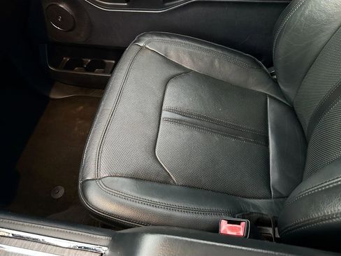 Used 2020 Ford Expedition Limited RWD image 18