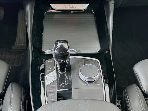 Used 2023 BMW X4 xDrive30i w/ Premium Package image 17