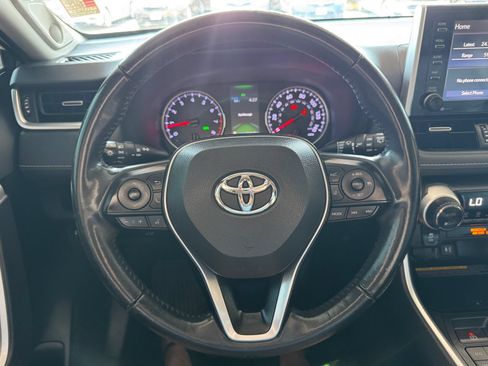 Used 2019 Toyota RAV4 XLE Premium w/ Advanced Technology Package AWD/4WD image 30