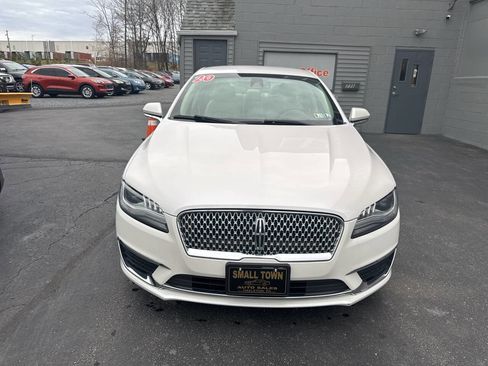 Used 2020 Lincoln MKZ AWD image 2