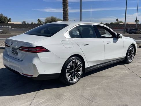 Used 2025 BMW 530i 530i image 6