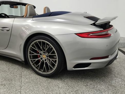 Used 2017 Porsche 911 Carrera 4S AWD/4WD image 19
