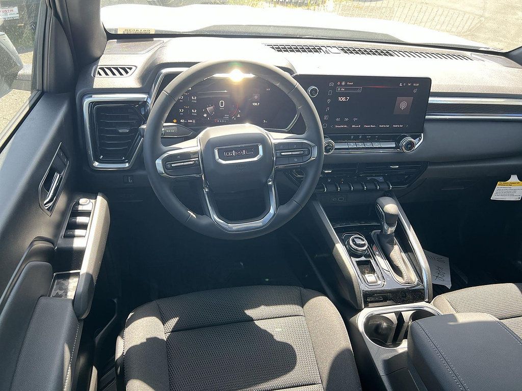 New 2026 GMC Canyon Elevation w/ Technology Package AWD/4WD image 11