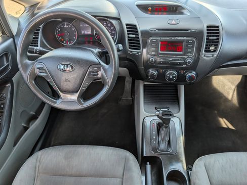 Used 2015 Kia Forte LX image 6