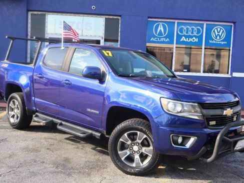 Used 2017 Chevrolet Colorado Z71 AWD/4WD image 3