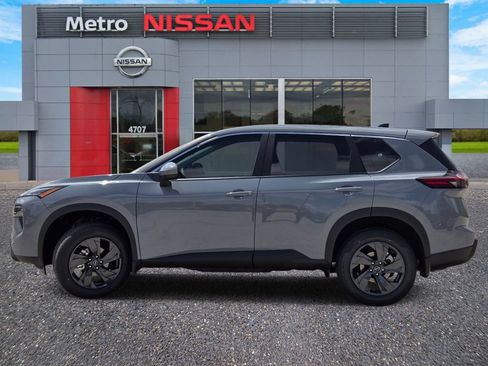 New 2026 Nissan Rogue SV w/ Cold Weather Package AWD/4WD image 3