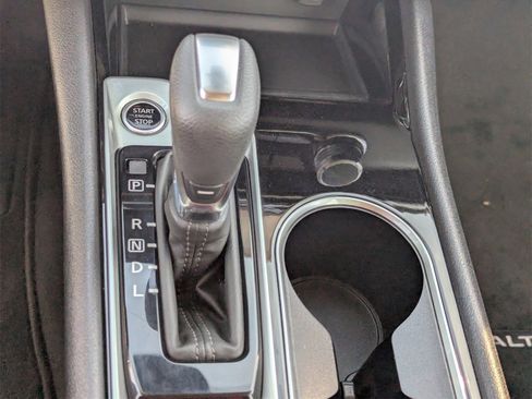 Used 2024 Nissan Altima 2.5 SV image 22