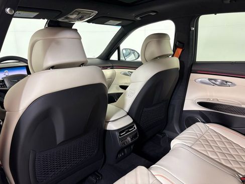 New 2026 Genesis GV70 3.5T Sport Prestige AWD/4WD image 20
