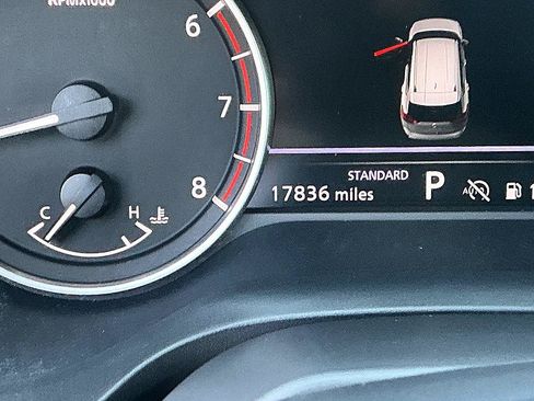 Certified 2025 Nissan Rogue SV w/ SV Premium Package FWD image 15