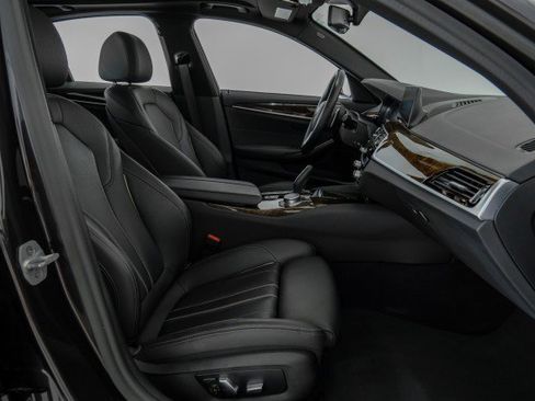 Used 2020 BMW 540i xDrive image 34