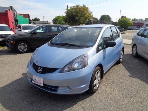 Used 2010 Honda Fit image 4