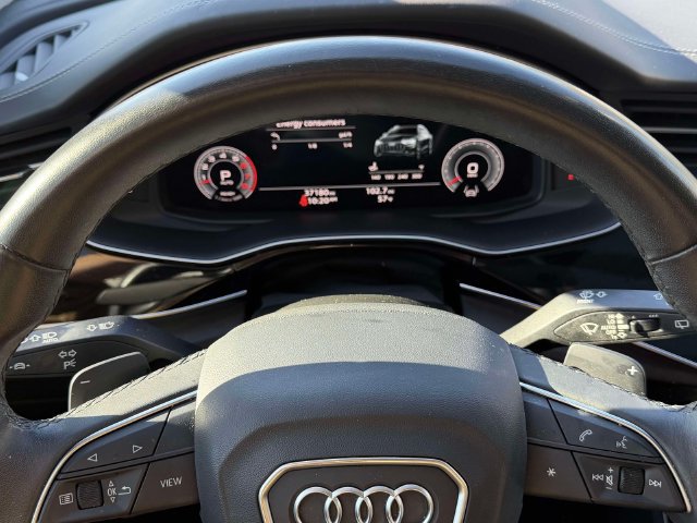 Used 2023 Audi Q8 Prestige AWD/4WD image 25