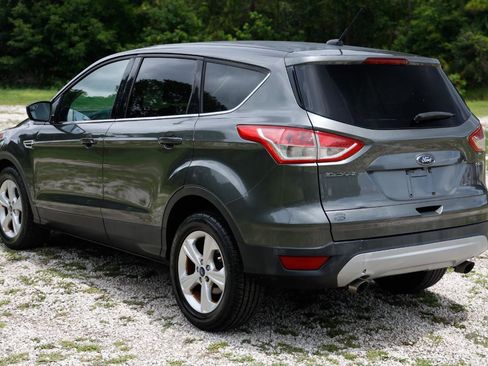 Used 2015 Ford Escape SE FWD image 5